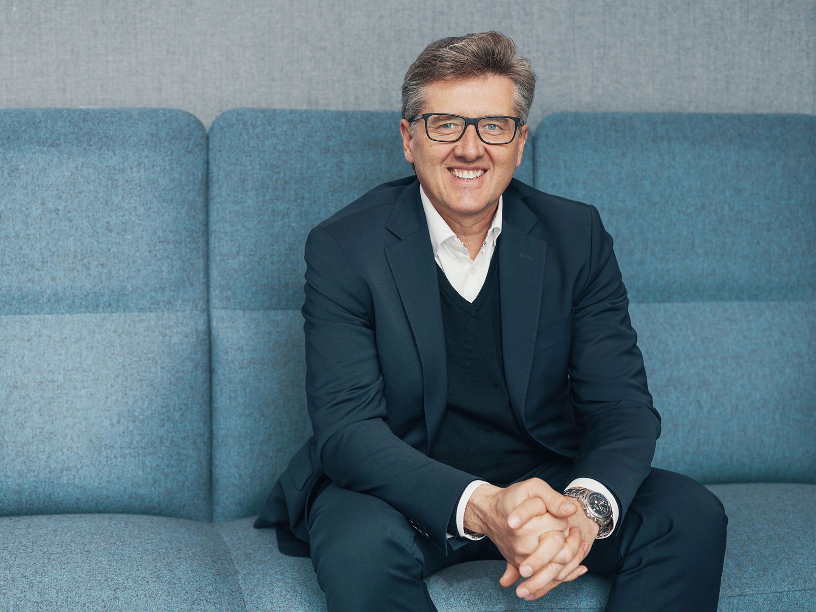 Portettbilete av mann.