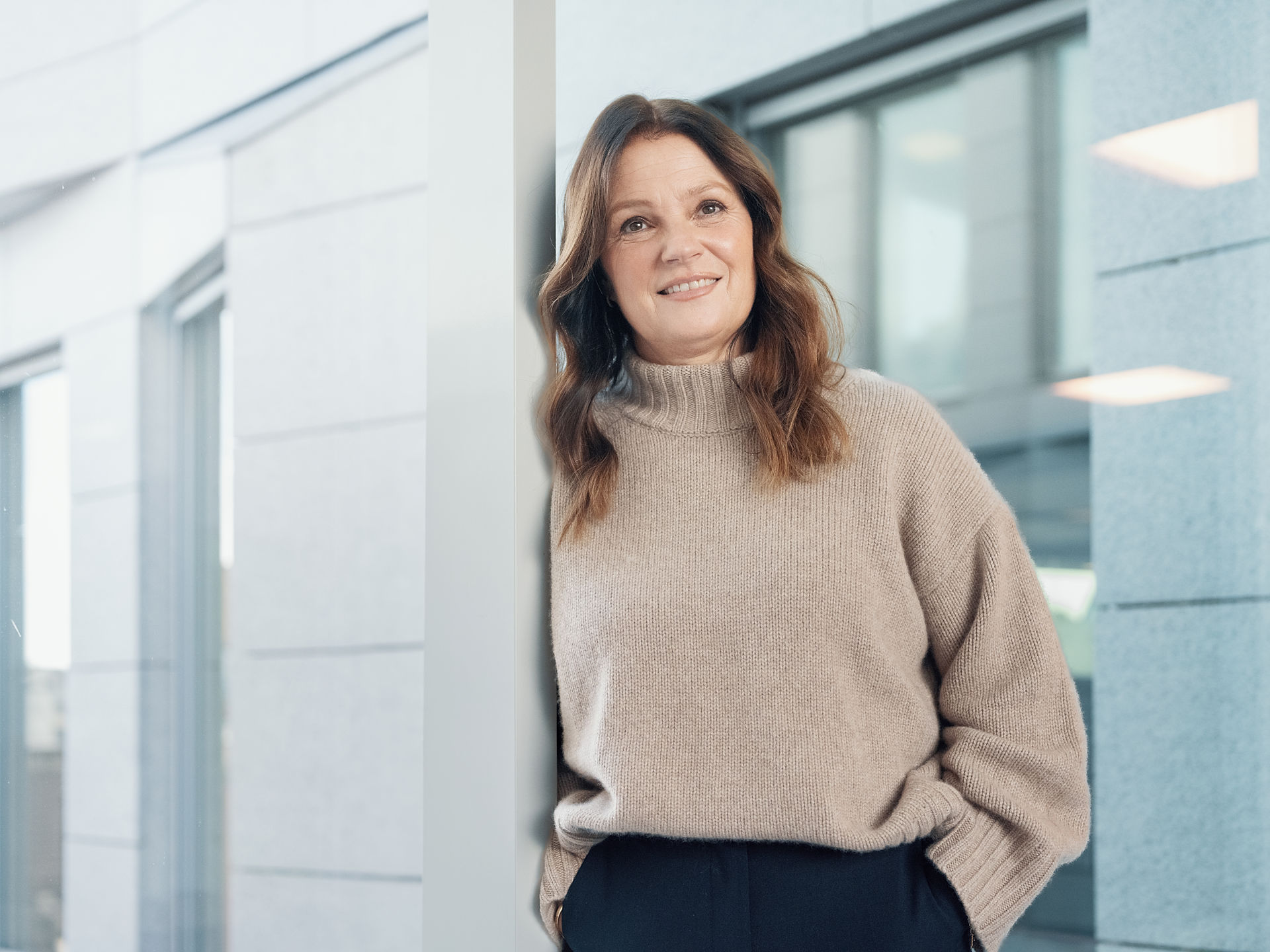 Portrett av Gunhild Hernes Synnestvedt, fungerende konserndirektør Strategi og bærekraft i Bane NOR