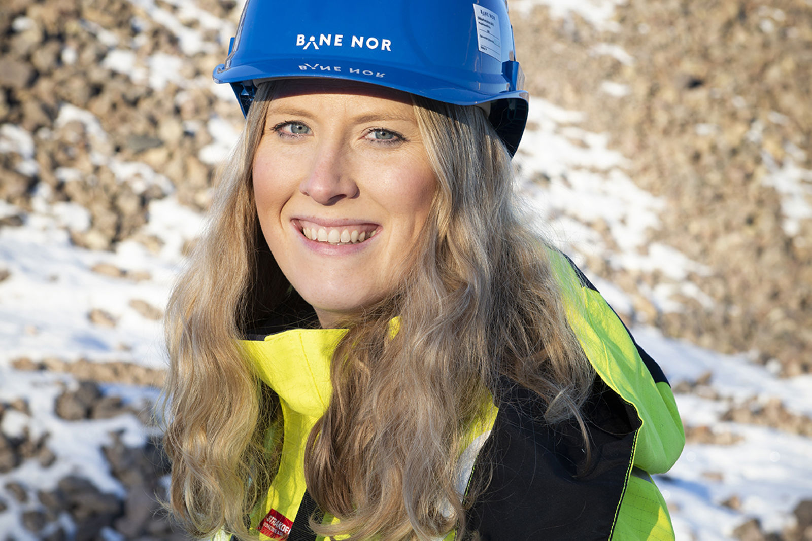 Portrettbilde av Emilie Enger Aas iført vernetøy.