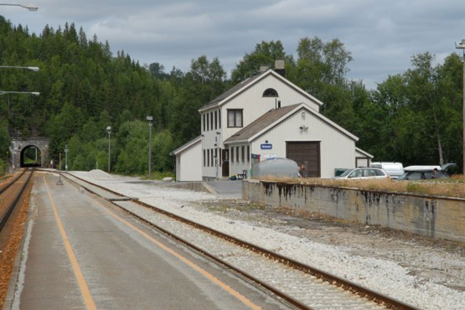 Eksteriørfoto av Trofors stasjon