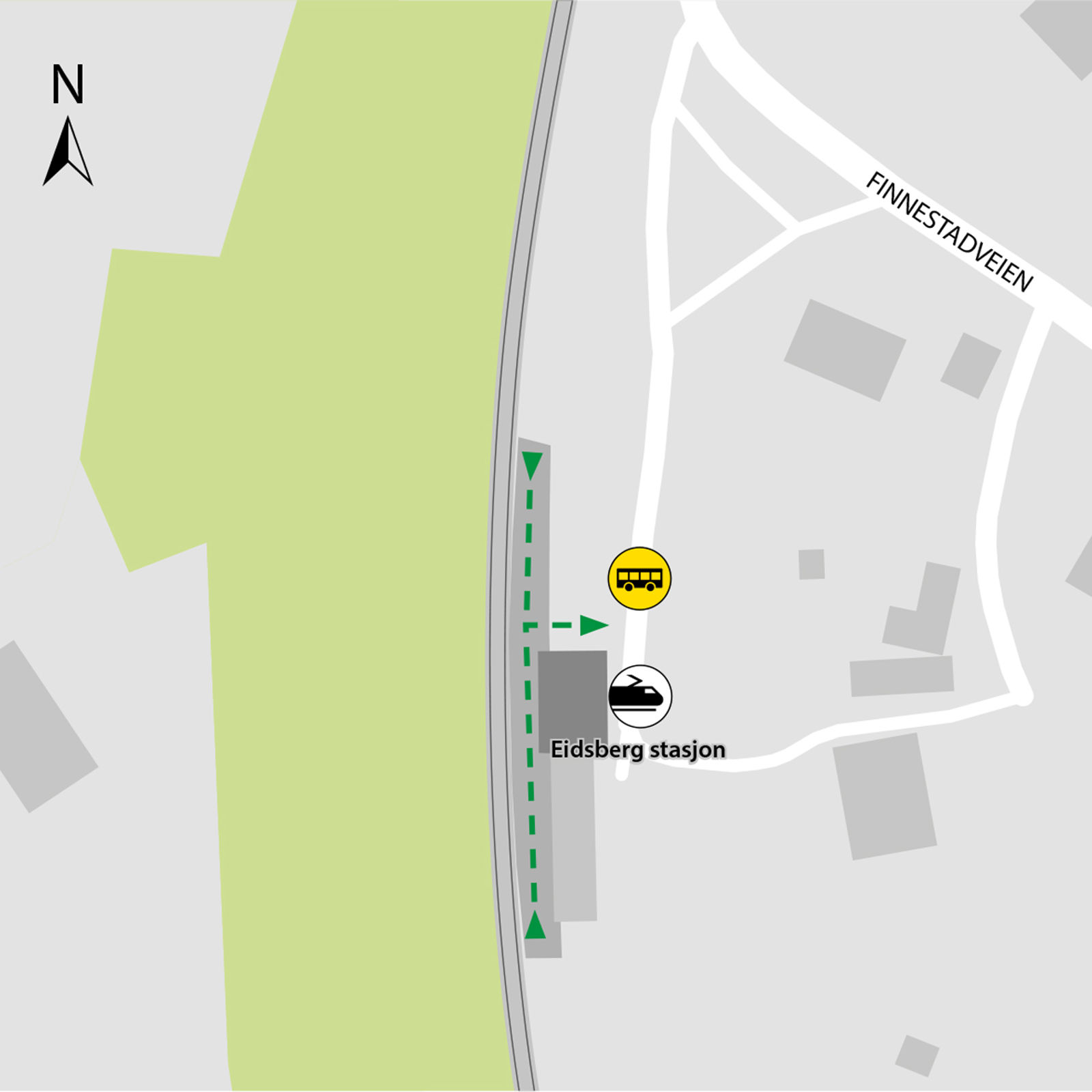 Bussene kjører fra området ved stasjonsbygget.